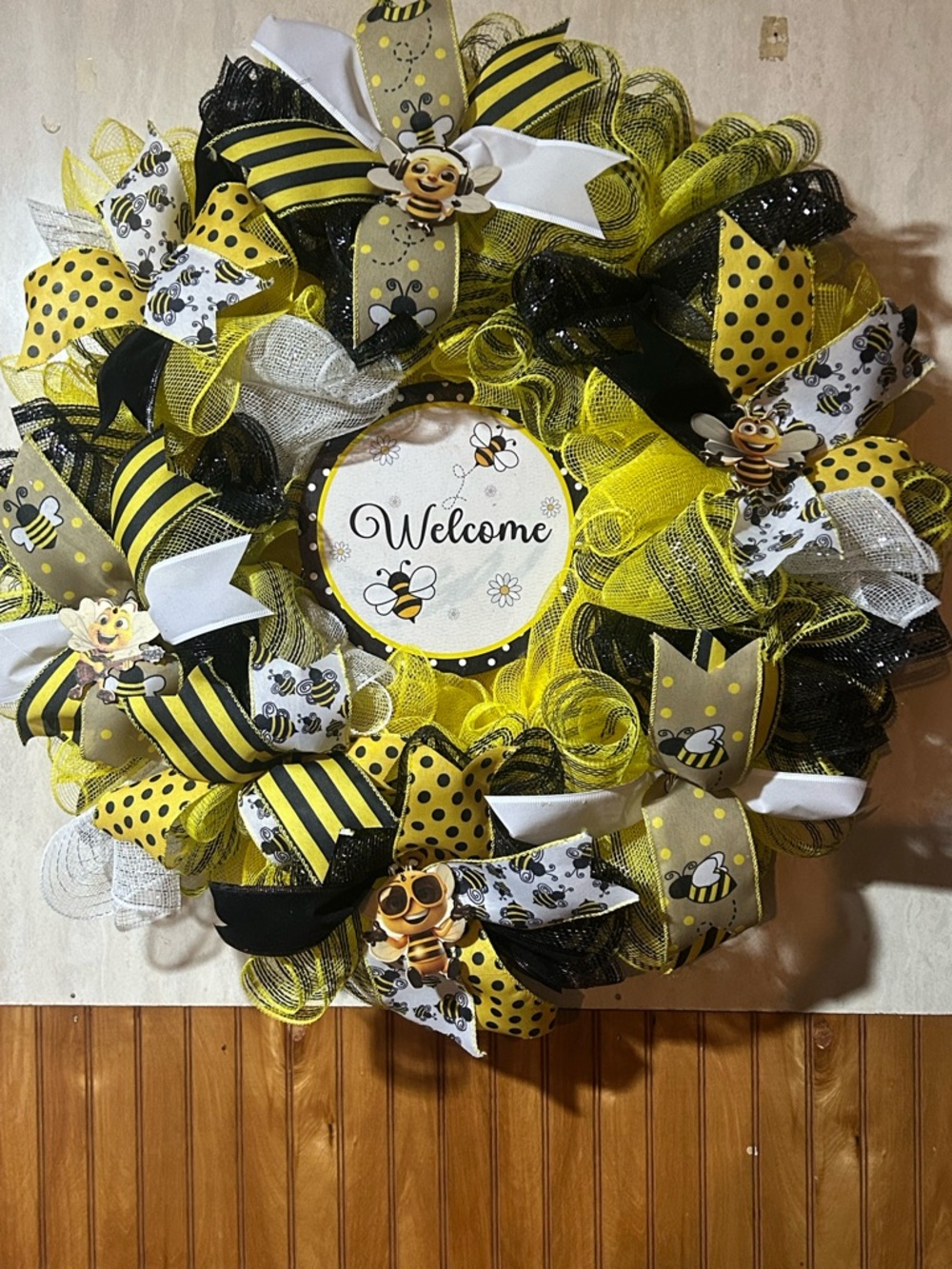 Bee-Themed Welcome Wreath in Yellow, Black & White